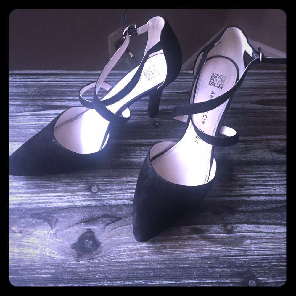 SOLD! Anne Klein iFlex Crisscross Pumps - Picture 1 of 6